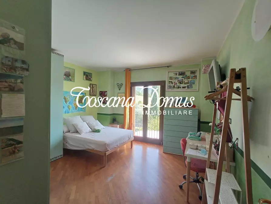 Immagine 41 di Villetta a schiera in vendita  a Monteriggioni