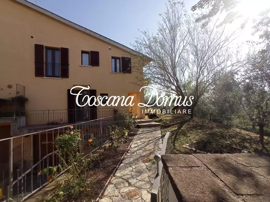 Immagine 27 di Villetta a schiera in vendita  a Monteriggioni