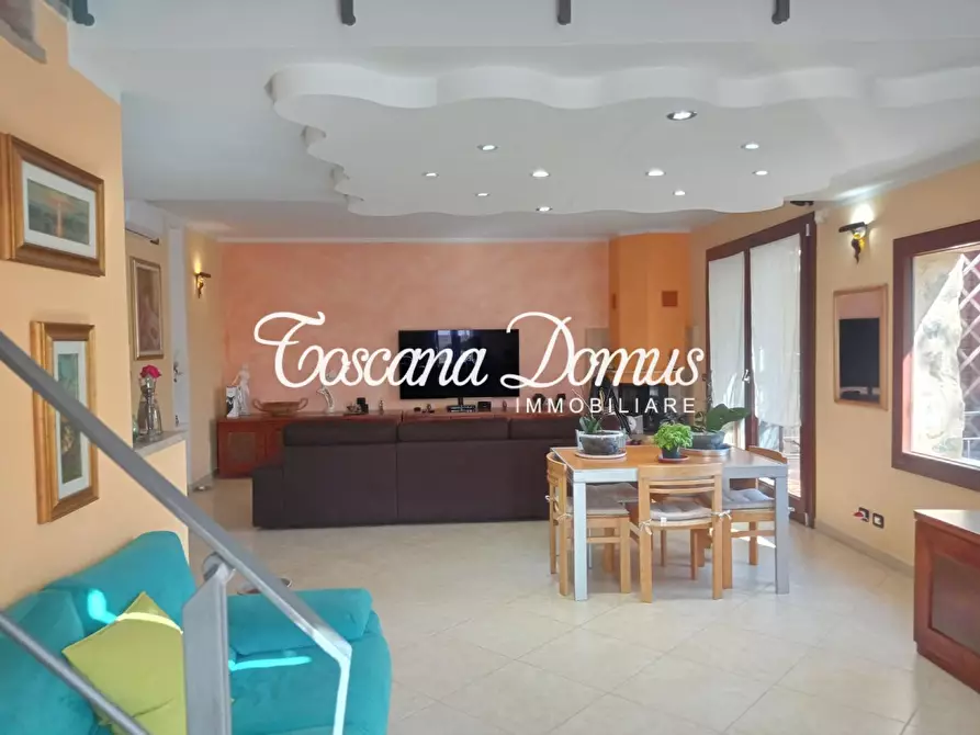 Immagine 9 di Villetta a schiera in vendita  a Monteriggioni