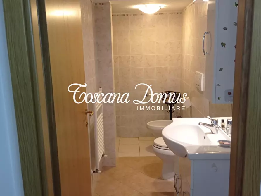 Immagine 42 di Villetta a schiera in vendita  a Monteriggioni