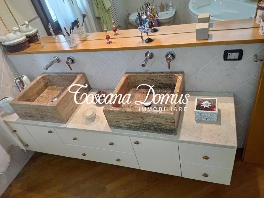 Immagine 19 di Villetta a schiera in vendita  a Monteriggioni