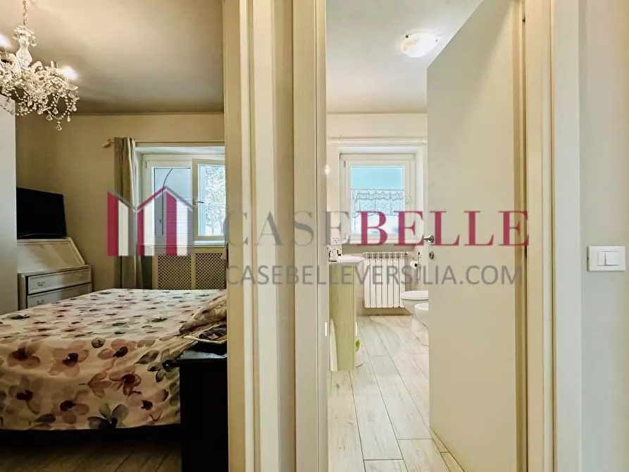 Immagine 10 di Casa indipendente in vendita  a Pietrasanta