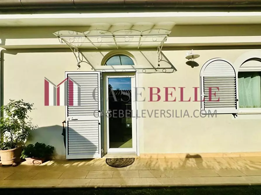 Immagine 32 di Casa indipendente in vendita  a Pietrasanta