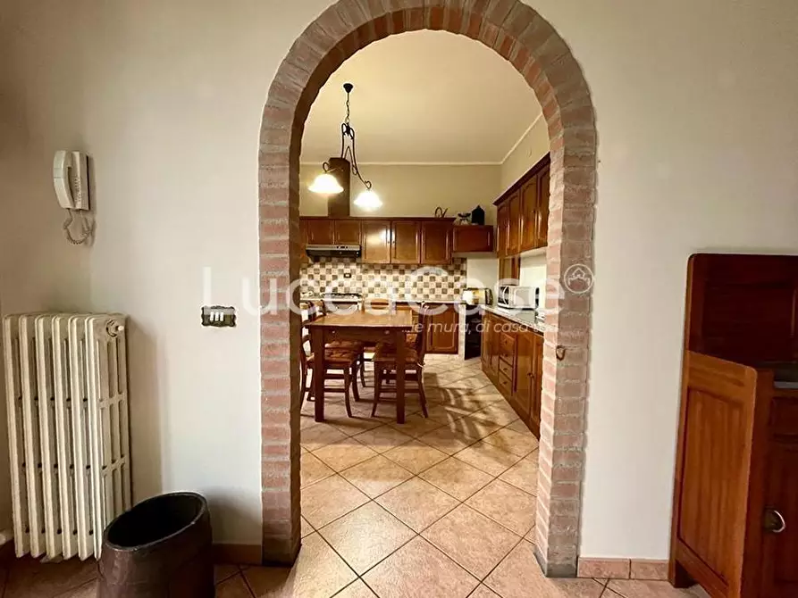 Immagine 5 di Casa bifamiliare in vendita  a Altopascio