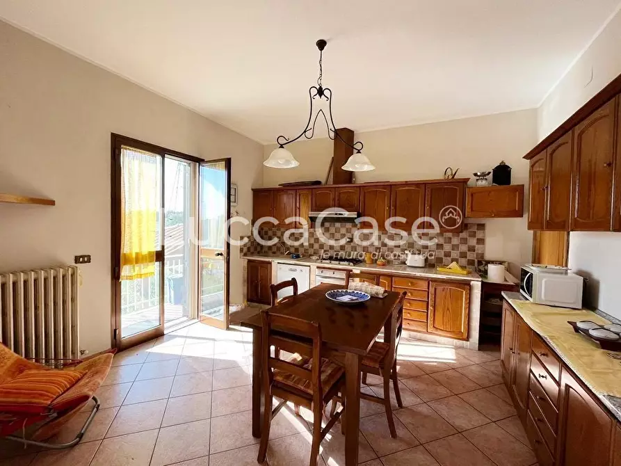 Immagine 6 di Casa bifamiliare in vendita  a Altopascio