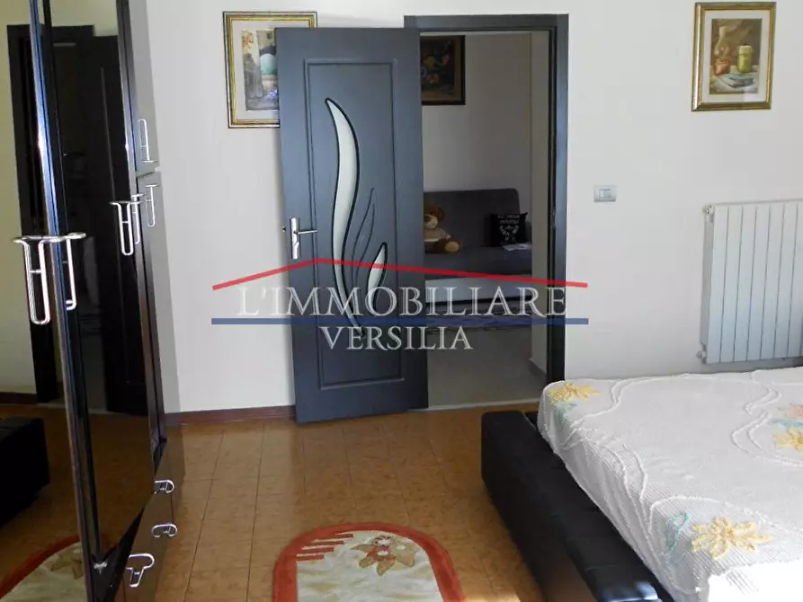 Immagine 36 di Casa indipendente in vendita  a Montignoso
