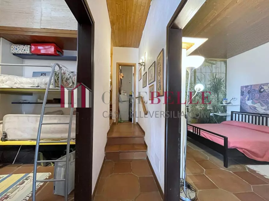 Immagine 58 di Villa in vendita  a Camaiore