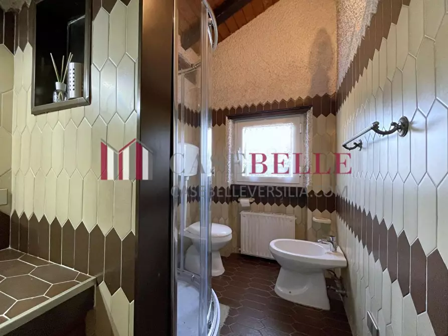 Immagine 43 di Villa in vendita  a Camaiore