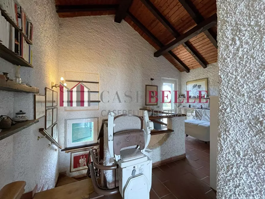 Immagine 51 di Villa in vendita  a Camaiore