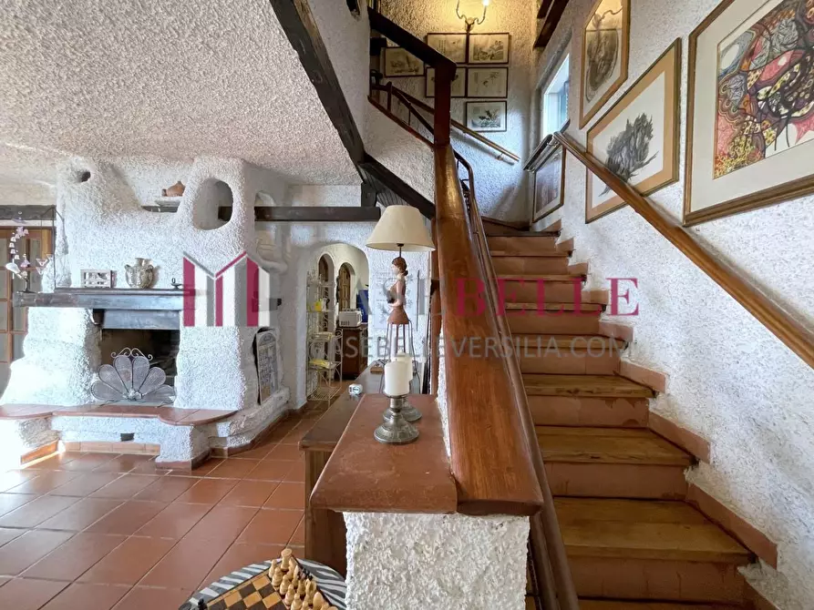 Immagine 22 di Villa in vendita  a Camaiore