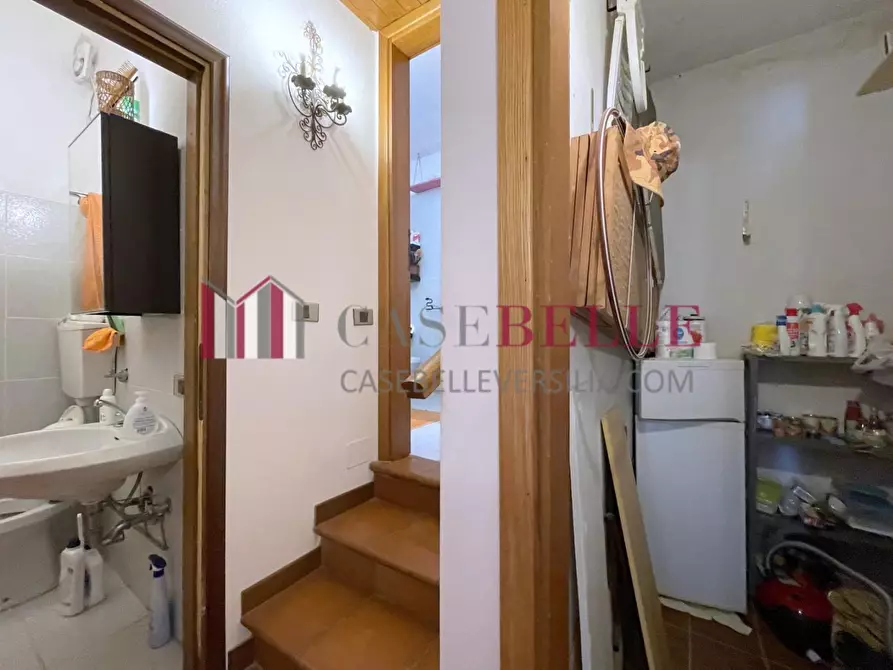 Immagine 67 di Villa in vendita  a Camaiore