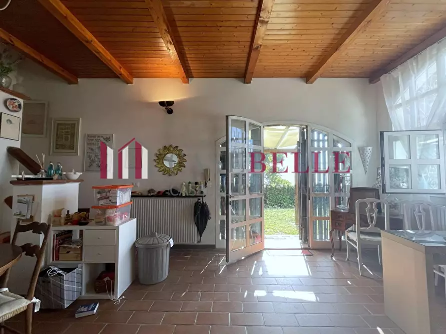 Immagine 70 di Villa in vendita  a Camaiore