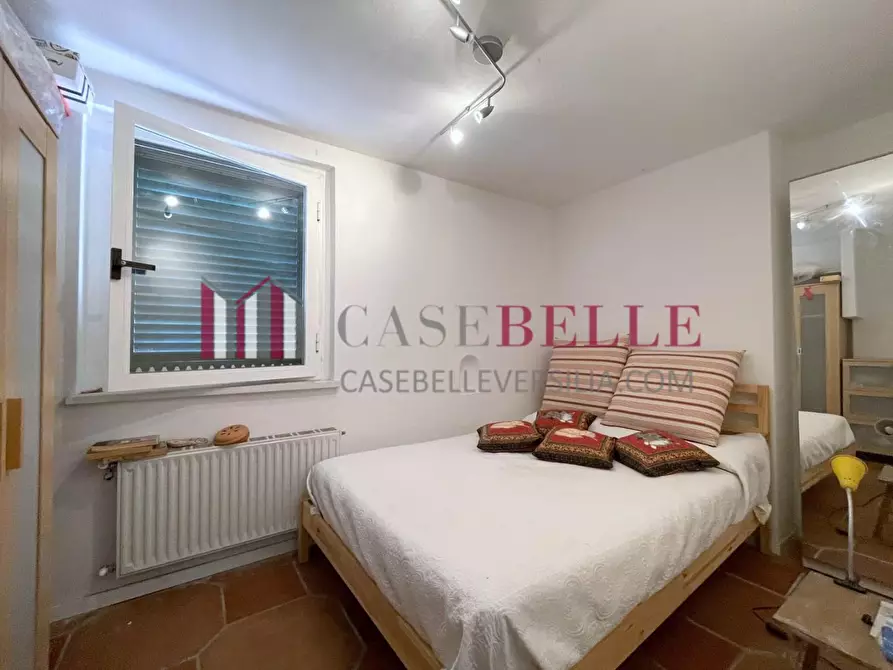 Immagine 65 di Villa in vendita  a Camaiore