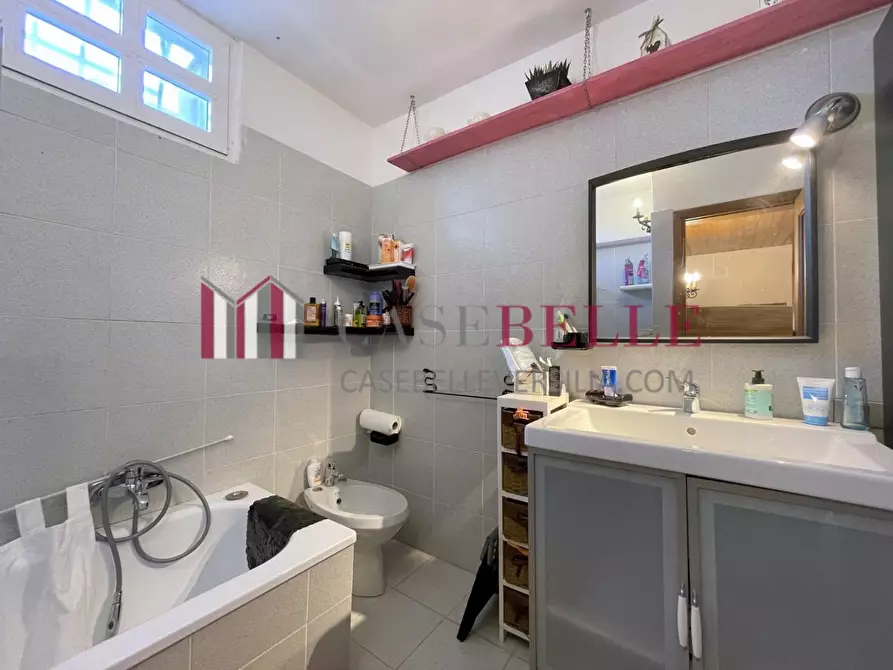 Immagine 69 di Villa in vendita  a Camaiore