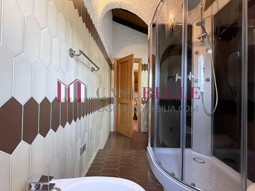 Immagine 44 di Villa in vendita  a Camaiore