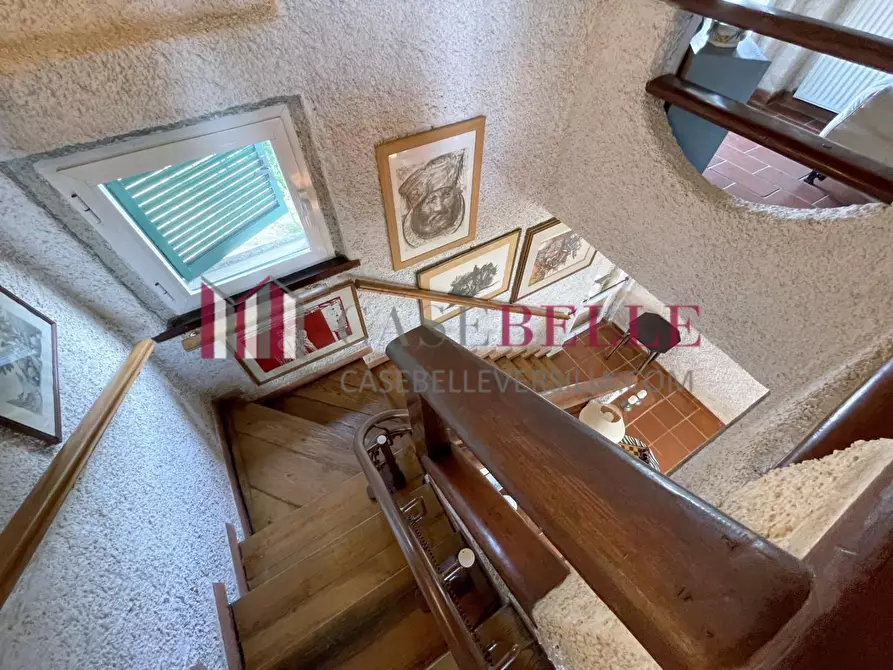 Immagine 52 di Villa in vendita  a Camaiore