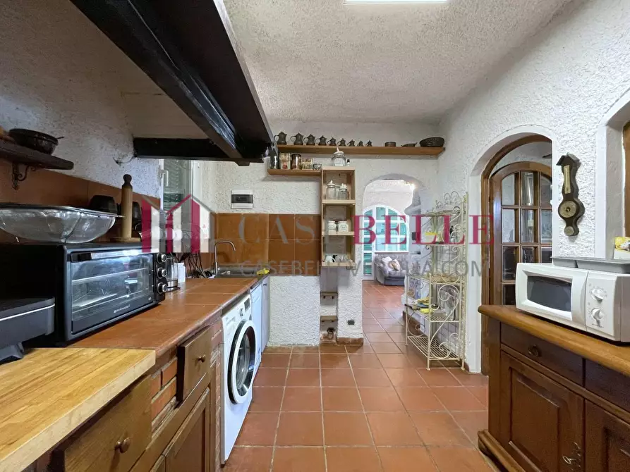 Immagine 19 di Villa in vendita  a Camaiore