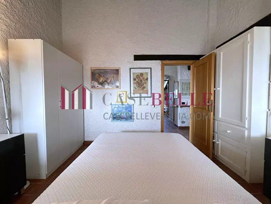 Immagine 31 di Villa in vendita  a Camaiore