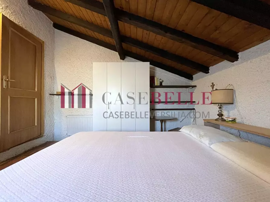 Immagine 39 di Villa in vendita  a Camaiore