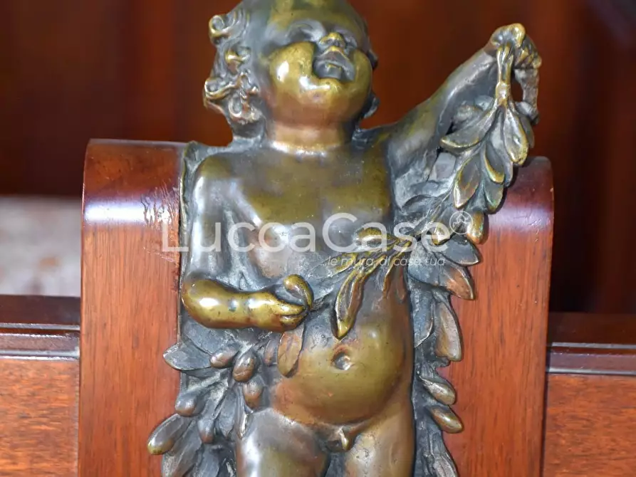 Immagine 10 di Villa in vendita  a Capannori