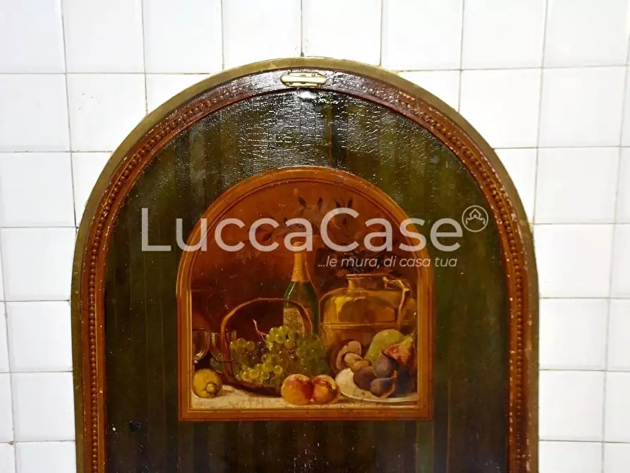 Immagine 7 di Villa in vendita  a Capannori