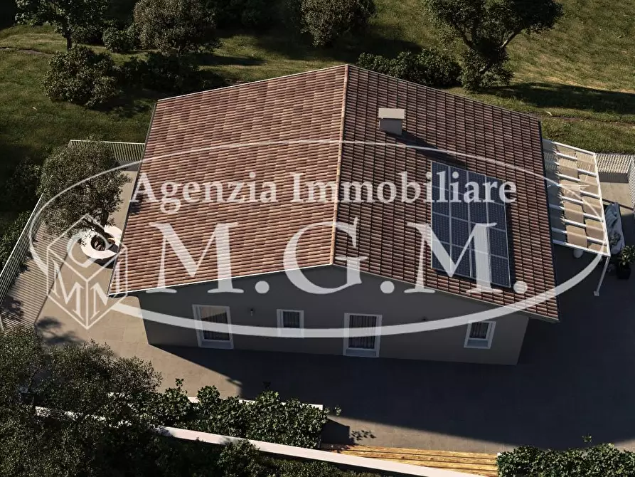 Immagine 11 di Villa in vendita  a Santa Maria A Monte