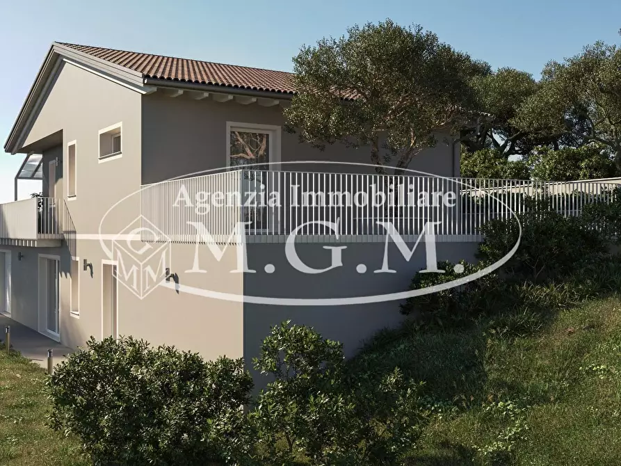 Immagine 8 di Villa in vendita  a Santa Maria A Monte