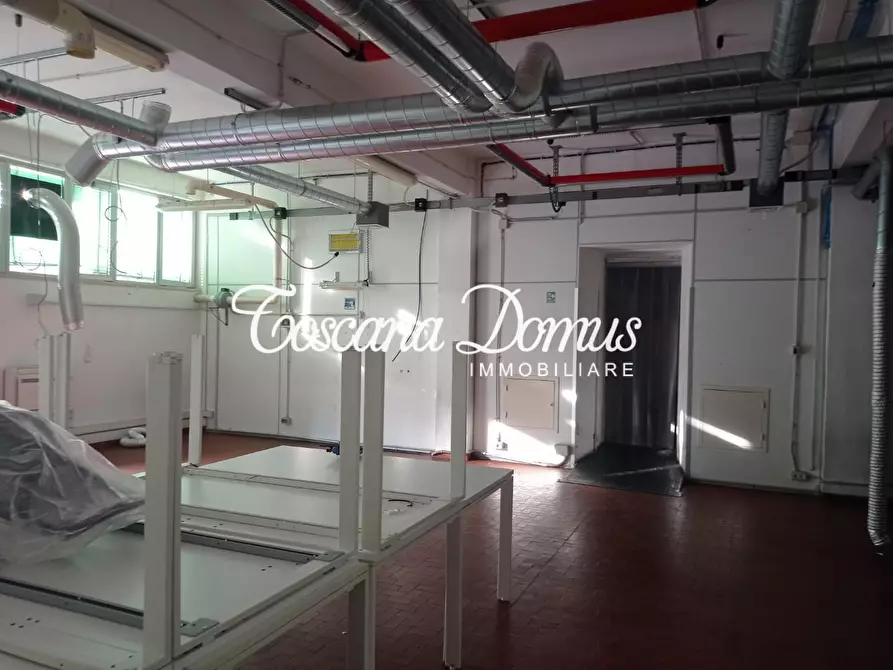 Immagine 20 di Capannone industriale in affitto  a Monteriggioni