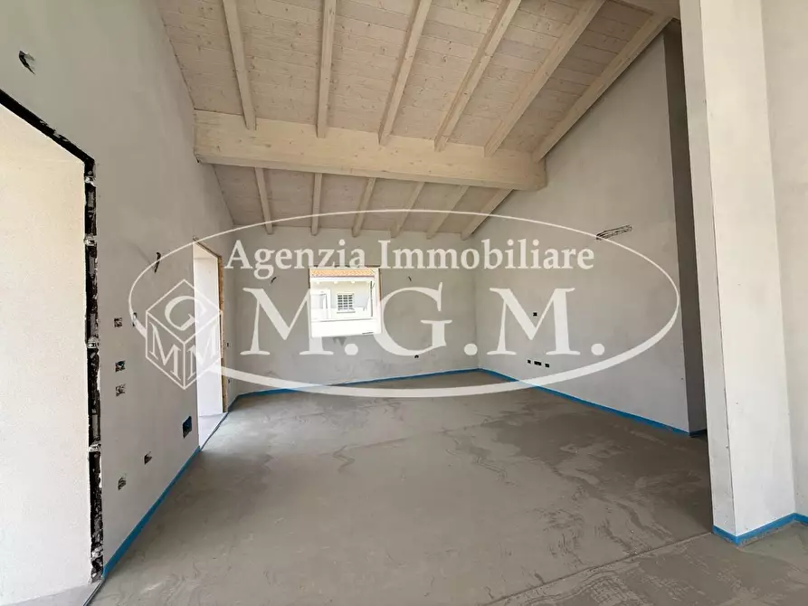 Immagine 32 di Casa indipendente in vendita  a Calcinaia