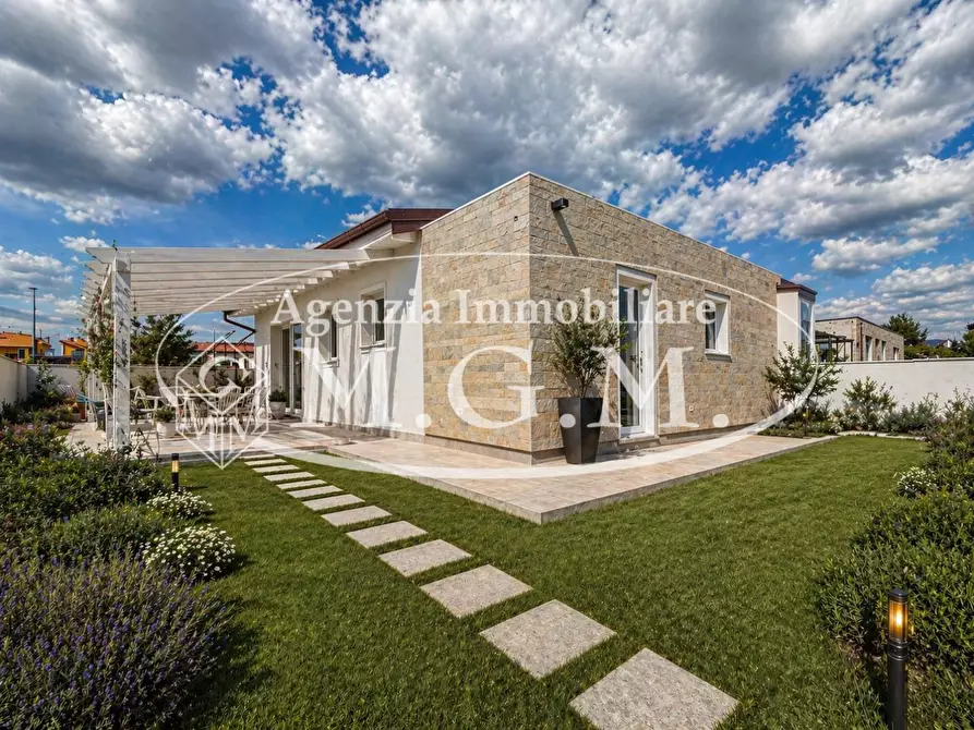 Immagine 33 di Casa indipendente in vendita  a Calcinaia