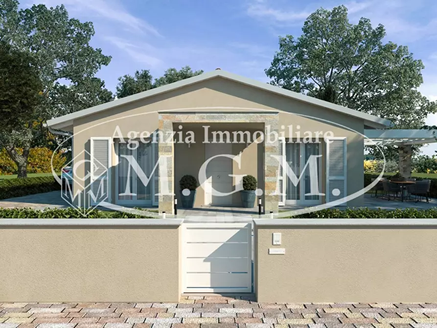 Immagine 3 di Casa indipendente in vendita  a Calcinaia