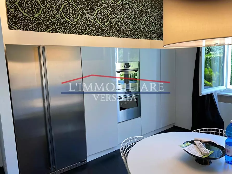 Immagine 16 di Villa in vendita  a Forte Dei Marmi