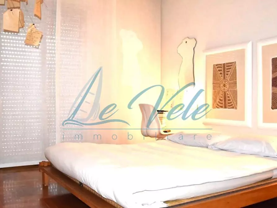 Immagine 6 di Appartamento in vendita  a Massa