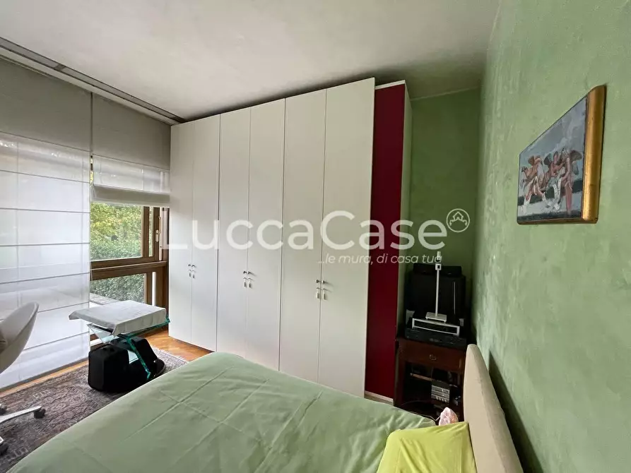 Immagine 28 di Villa in vendita  a Capannori