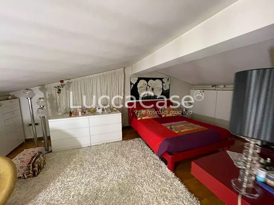 Immagine 32 di Villa in vendita  a Capannori