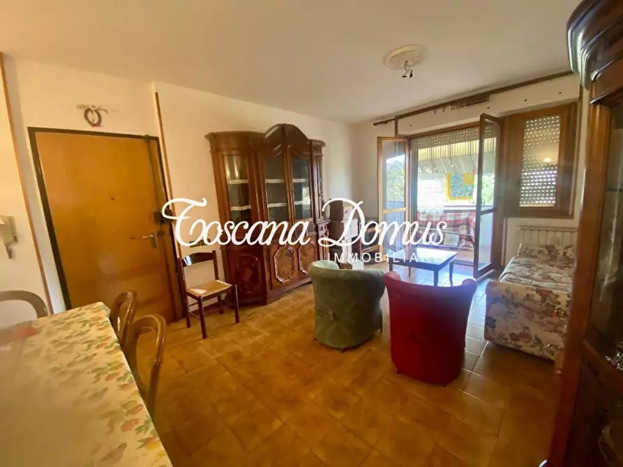 Immagine 5 di Appartamento in vendita  a Siena