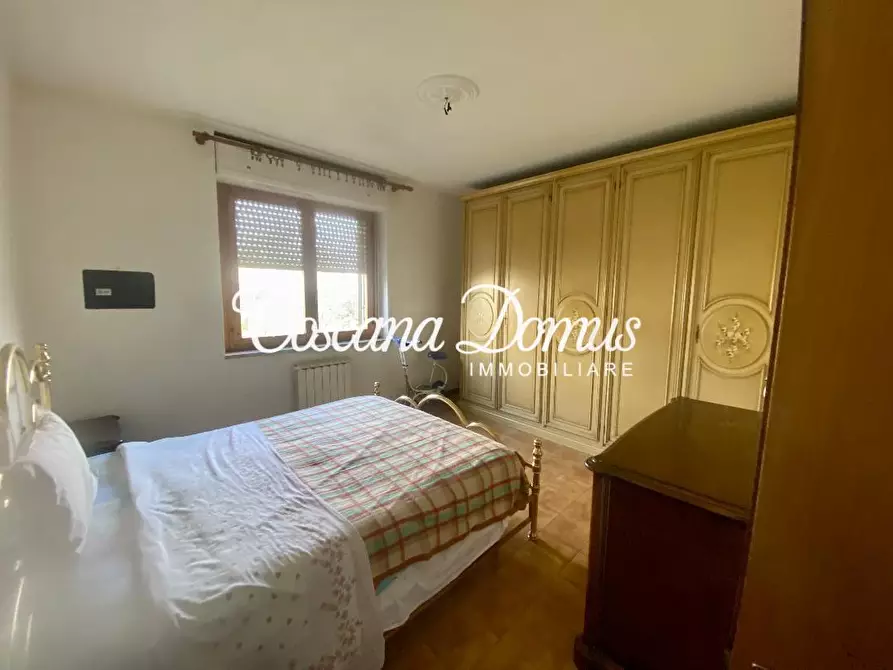 Immagine 14 di Appartamento in vendita  a Siena