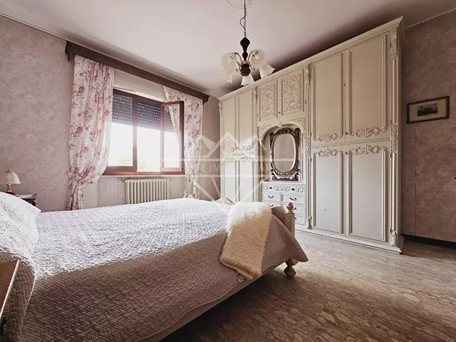 Immagine 16 di Appartamento in vendita  a Massa