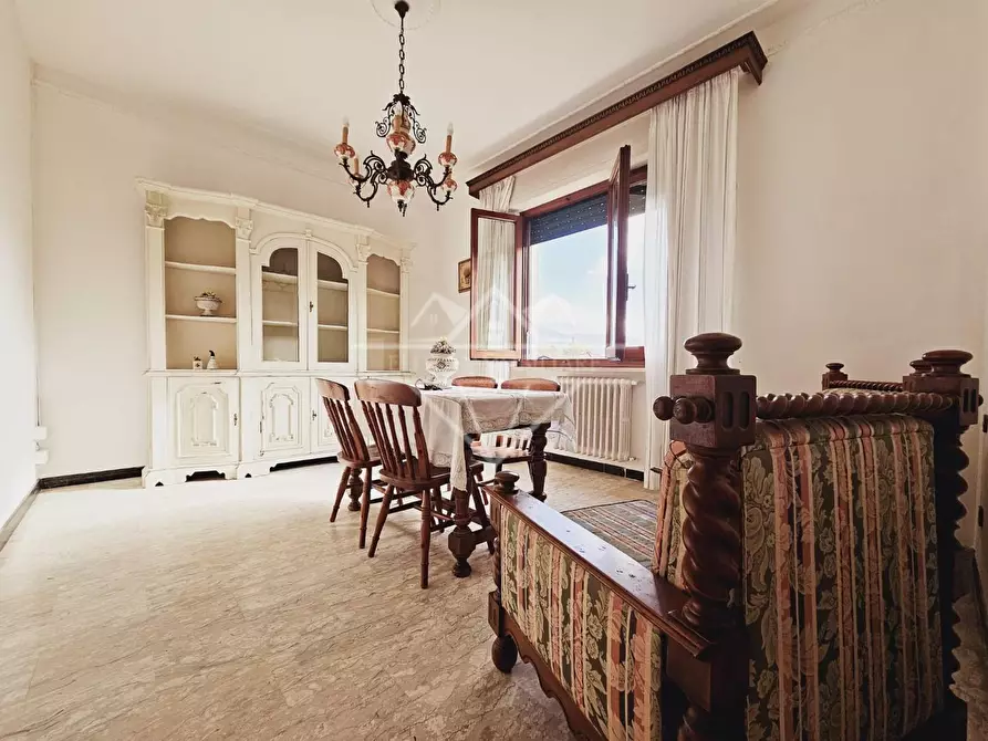 Immagine 8 di Appartamento in vendita  a Massa