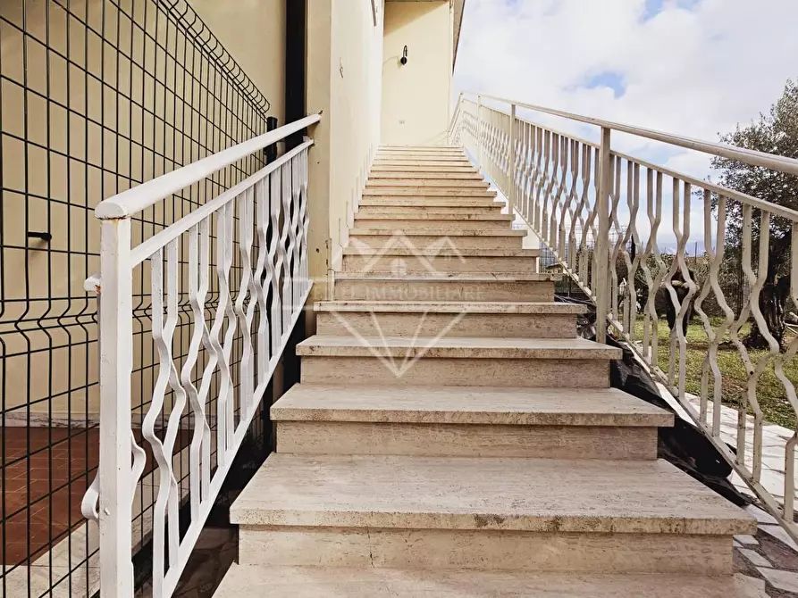 Immagine 29 di Appartamento in vendita  a Massa