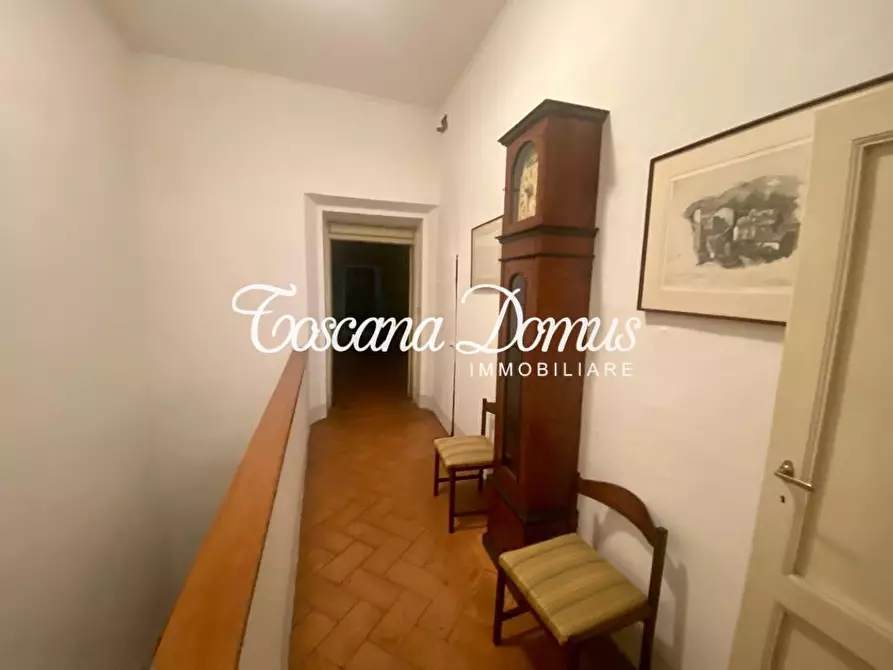 Immagine 12 di Appartamento in vendita  a Siena