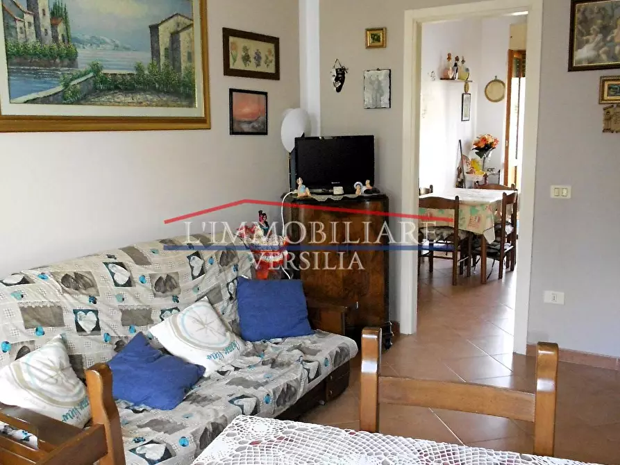 Immagine 14 di Appartamento in vendita  a Massa