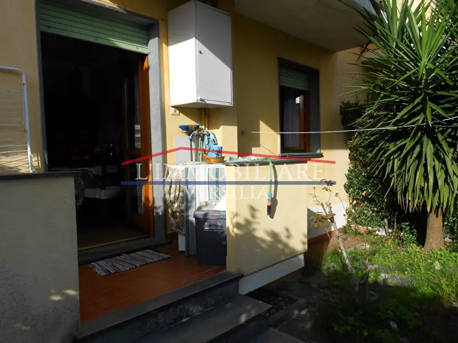 Immagine 7 di Appartamento in vendita  a Massa