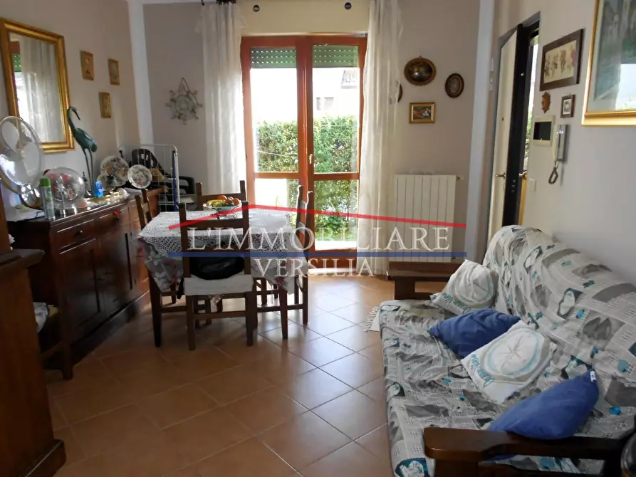 Immagine 15 di Appartamento in vendita  a Massa