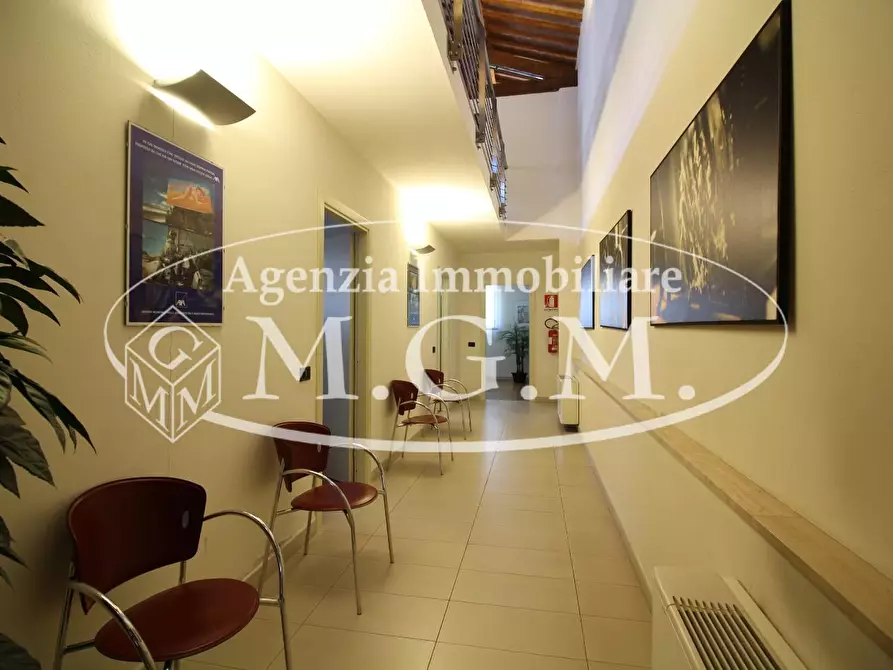 Immagine 5 di Ufficio in vendita  a Pontedera