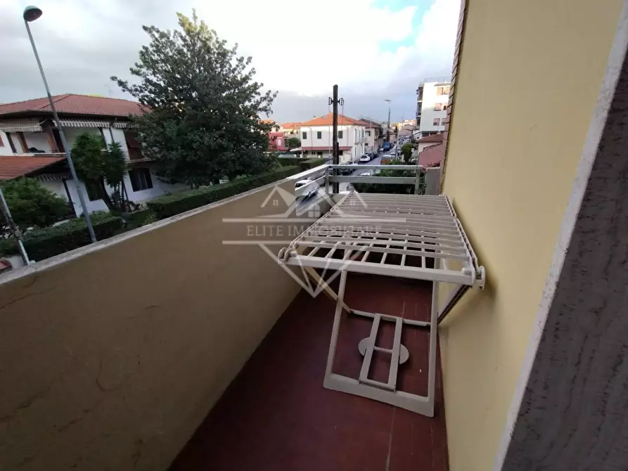 Immagine 18 di Appartamento in vendita  a Carrara