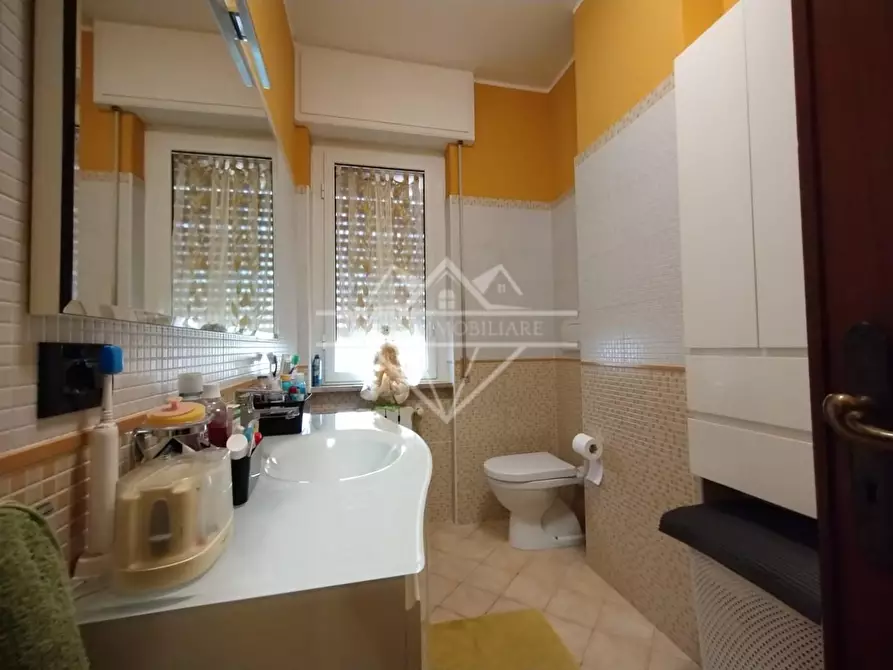 Immagine 13 di Appartamento in vendita  a Carrara