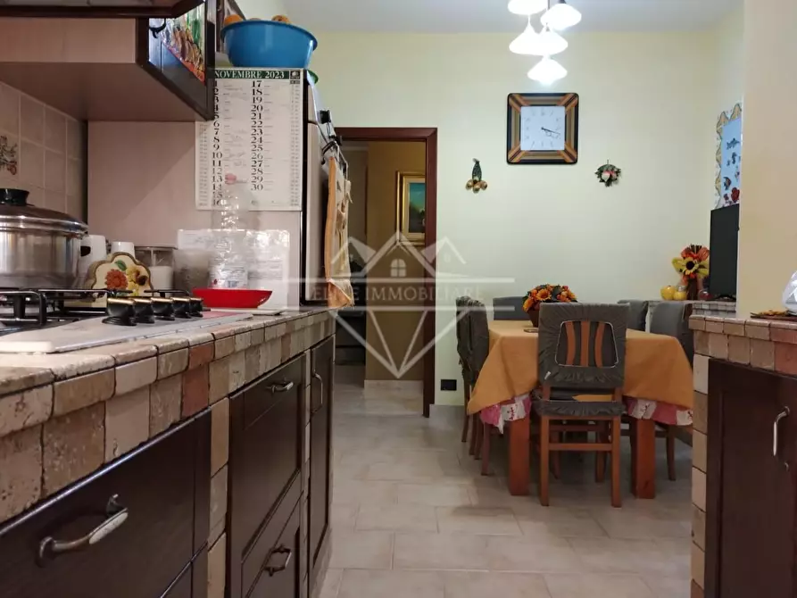 Immagine 2 di Appartamento in vendita  a Carrara