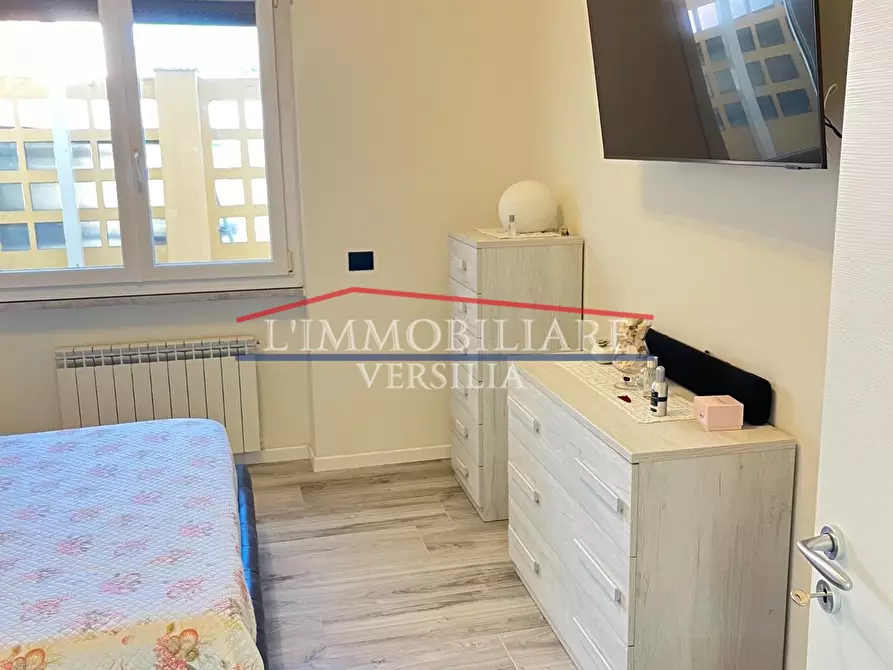 Immagine 13 di Appartamento in vendita  a Carrara