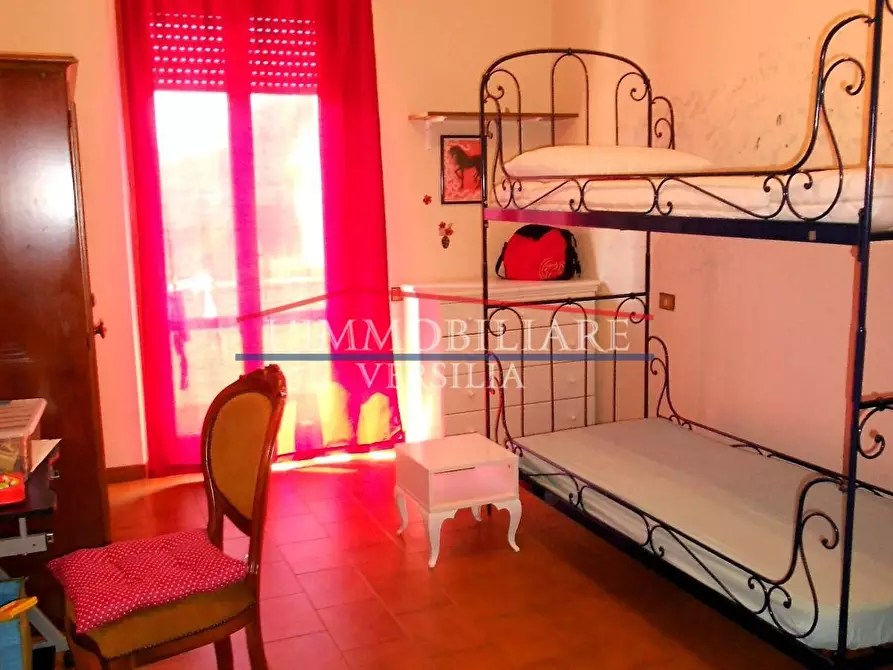 Immagine 26 di Casa bifamiliare in vendita  a Massa